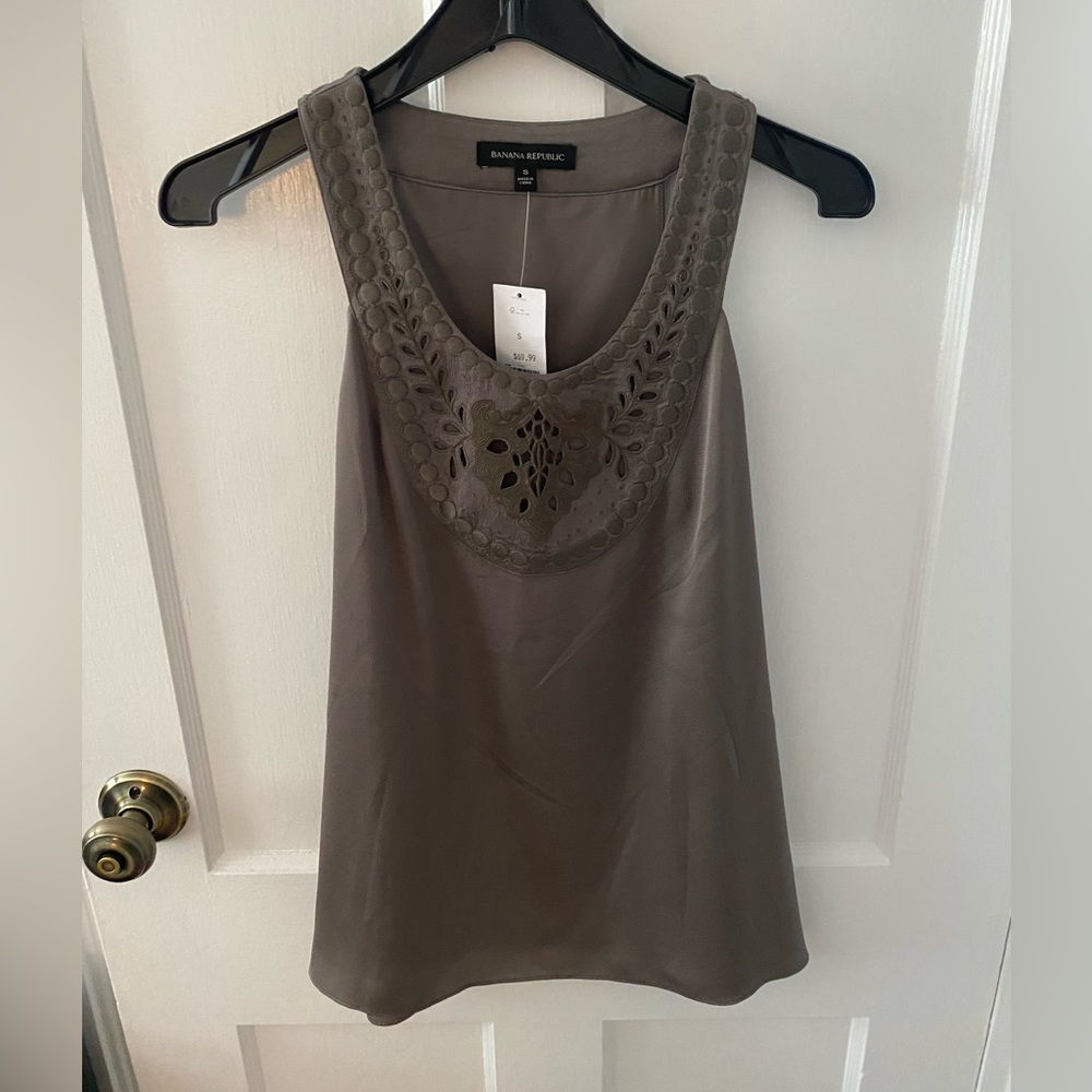 Banana republic gray top
